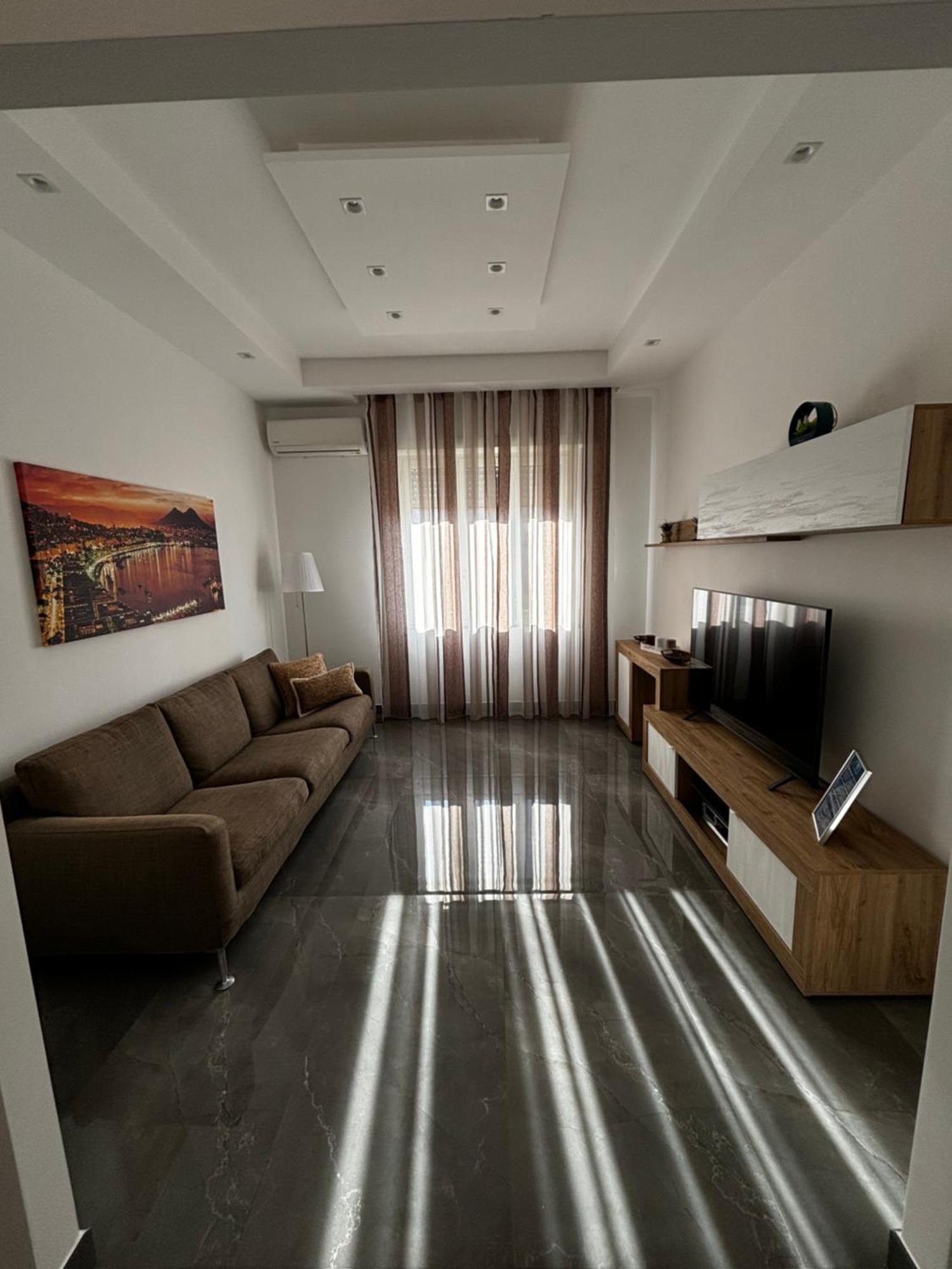 Louis Helen Apartment Napoli Bagian luar foto