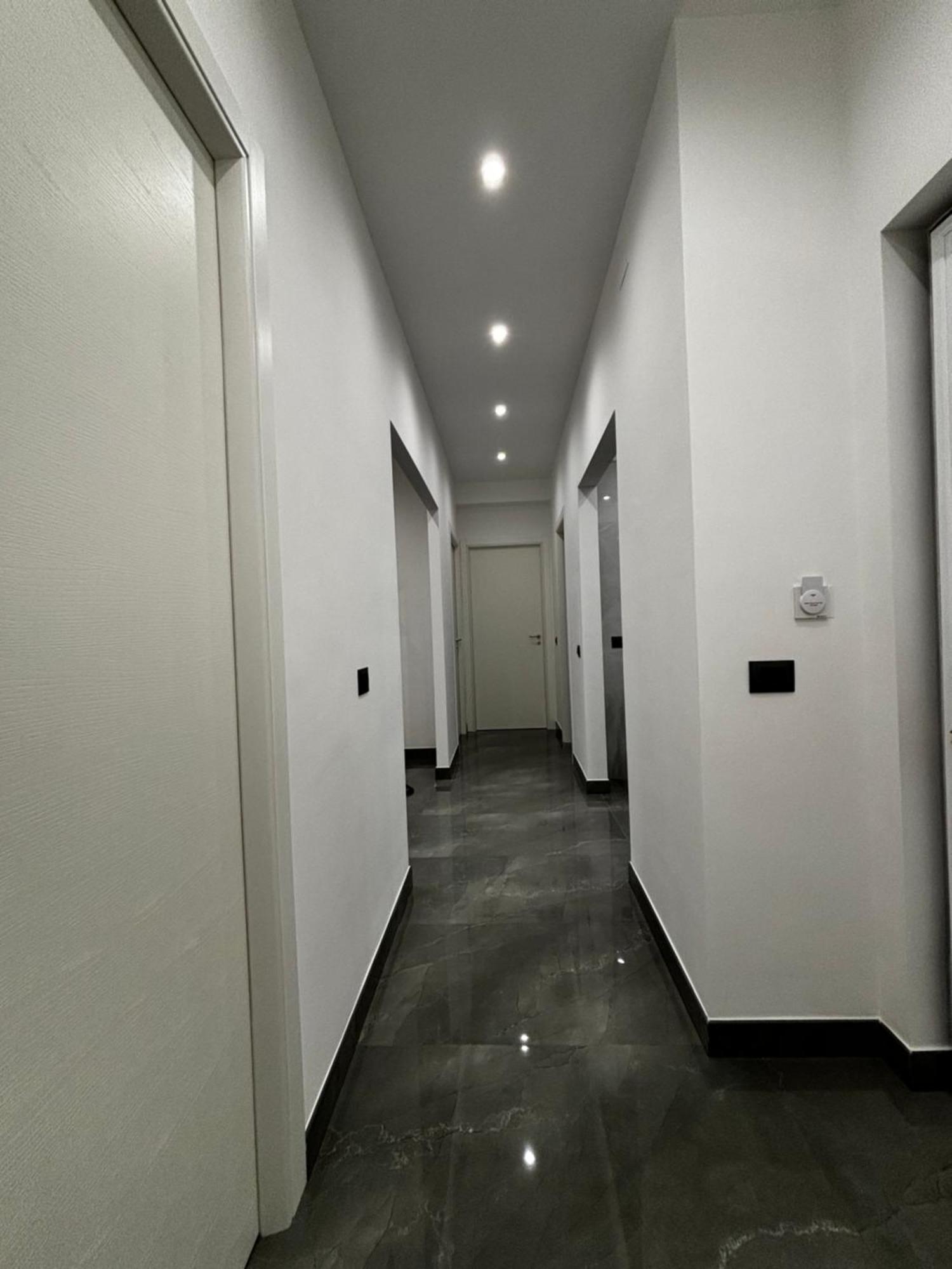 Louis Helen Apartment Napoli Bagian luar foto