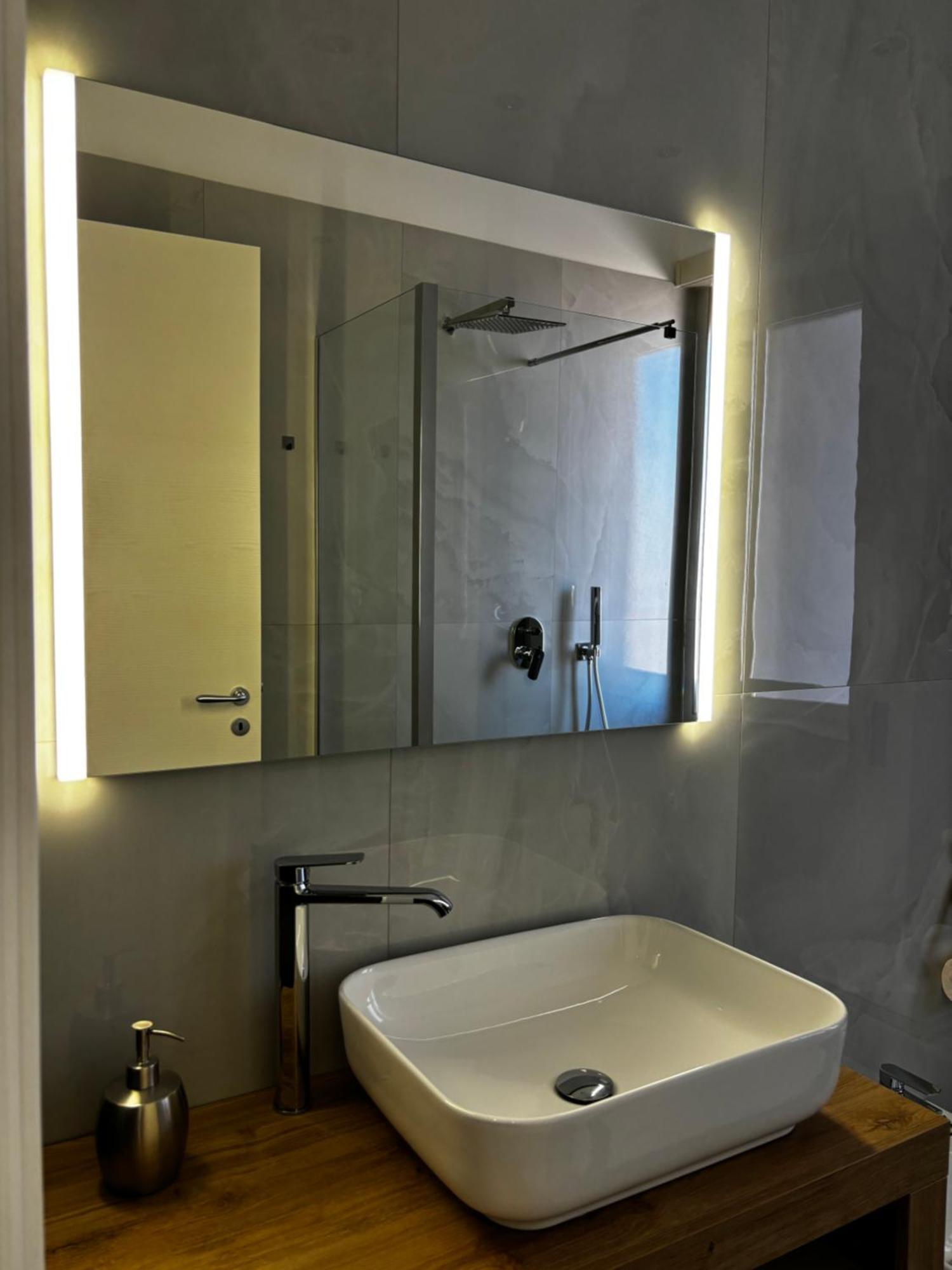 Louis Helen Apartment Napoli Bagian luar foto